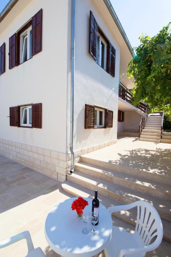Adria 2 Apartment Slatine Exterior photo